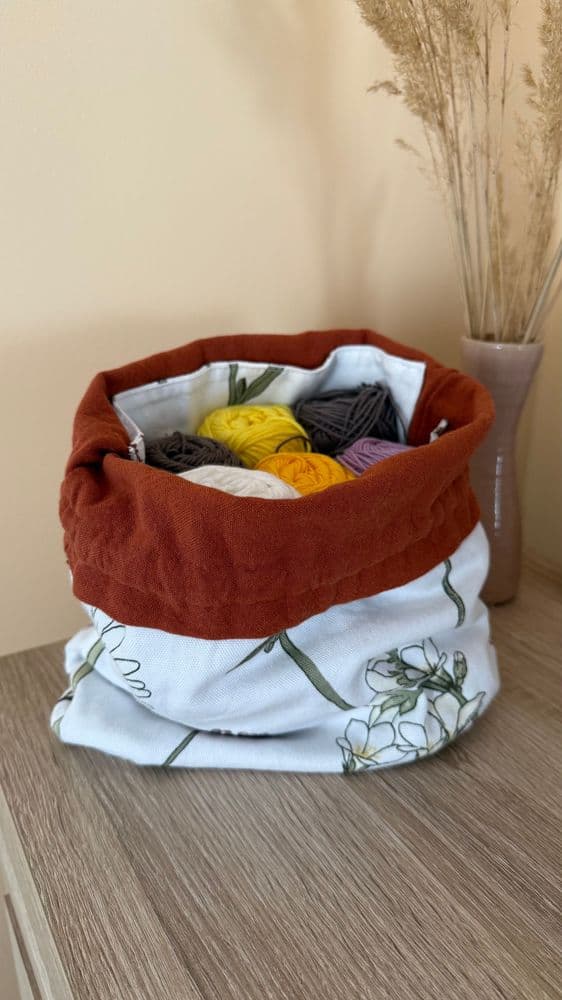 Double bag with pockets inside