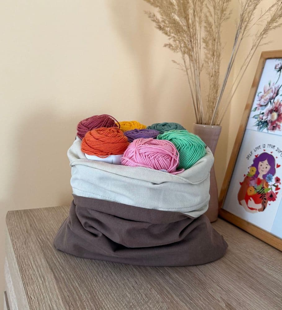 Double bag with pockets inside